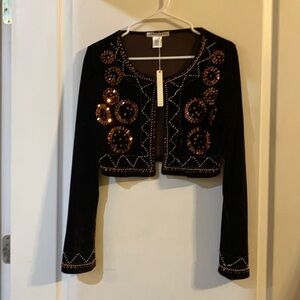 VENDOR ITEM : FINAL PRICE NWT Vintage Runway 101 Long Sleeve Crop Vest